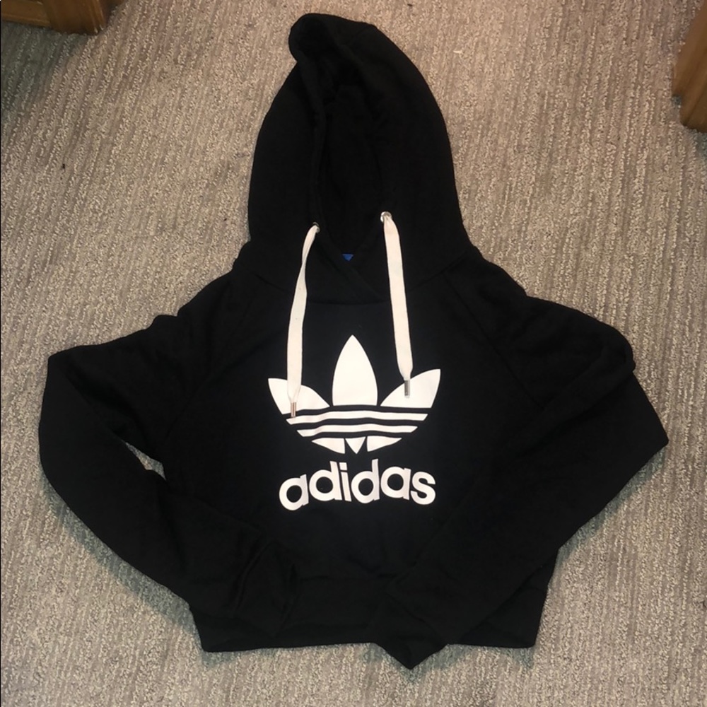 Cropped Adidas Original Hoodie
